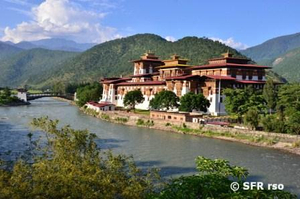 Punakha Dzong am Fluss