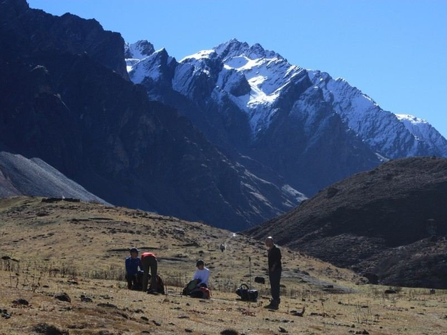 Jomolhari Trek