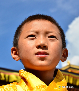 Junge in Bhutan