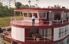 Leinen los RV Charaidew II 