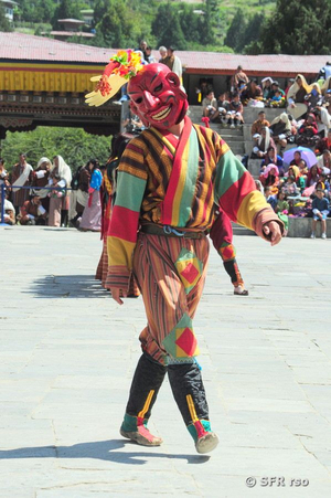 Ein Clown auf dem Thimphu Tsechu